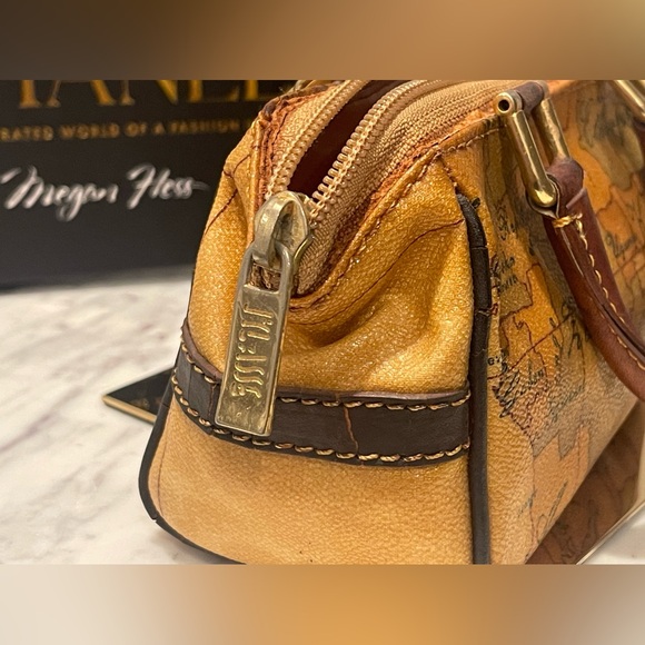 ALVIERO MARTINI Prima Classe Mini Boston Map Bag - Picture 4 of 6